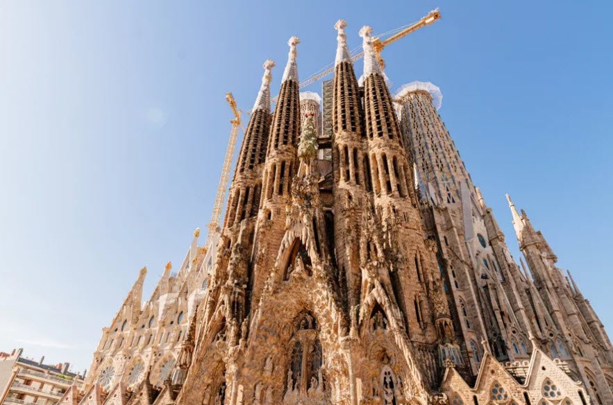 Sagrada Família Travelhyme