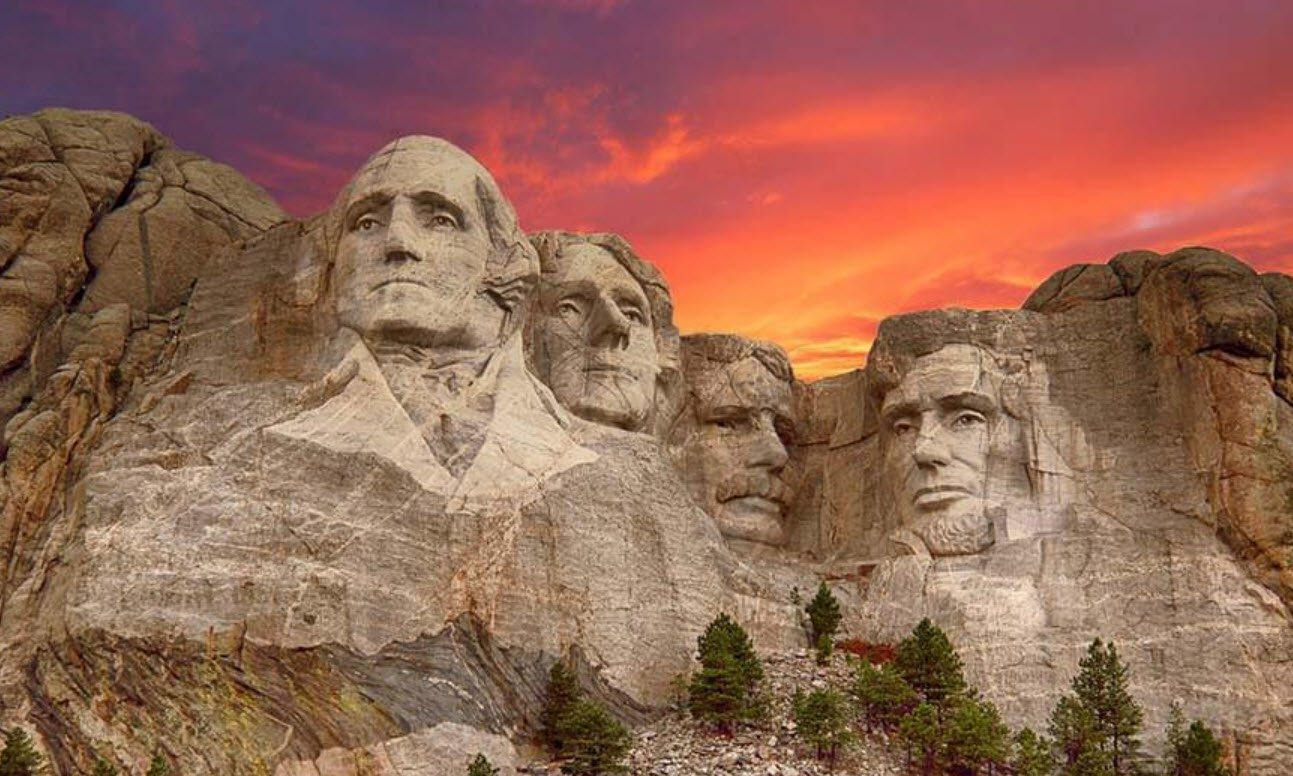 Mount Rushmore - South Dakota USA Bucket List Travelhyme